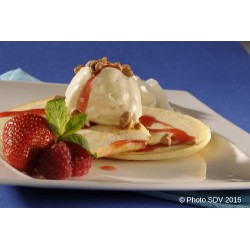  Pancake glace, noix de pecan et sirop de fraise 