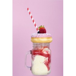  Coupe glacée donut rose et coulis fruits rouges 