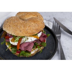  Bagel sesame poivrons pastrami 