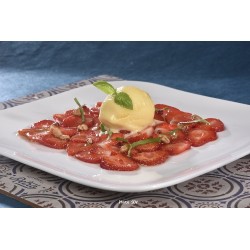  Carpaccio de fraises sauce erable vinaigre 